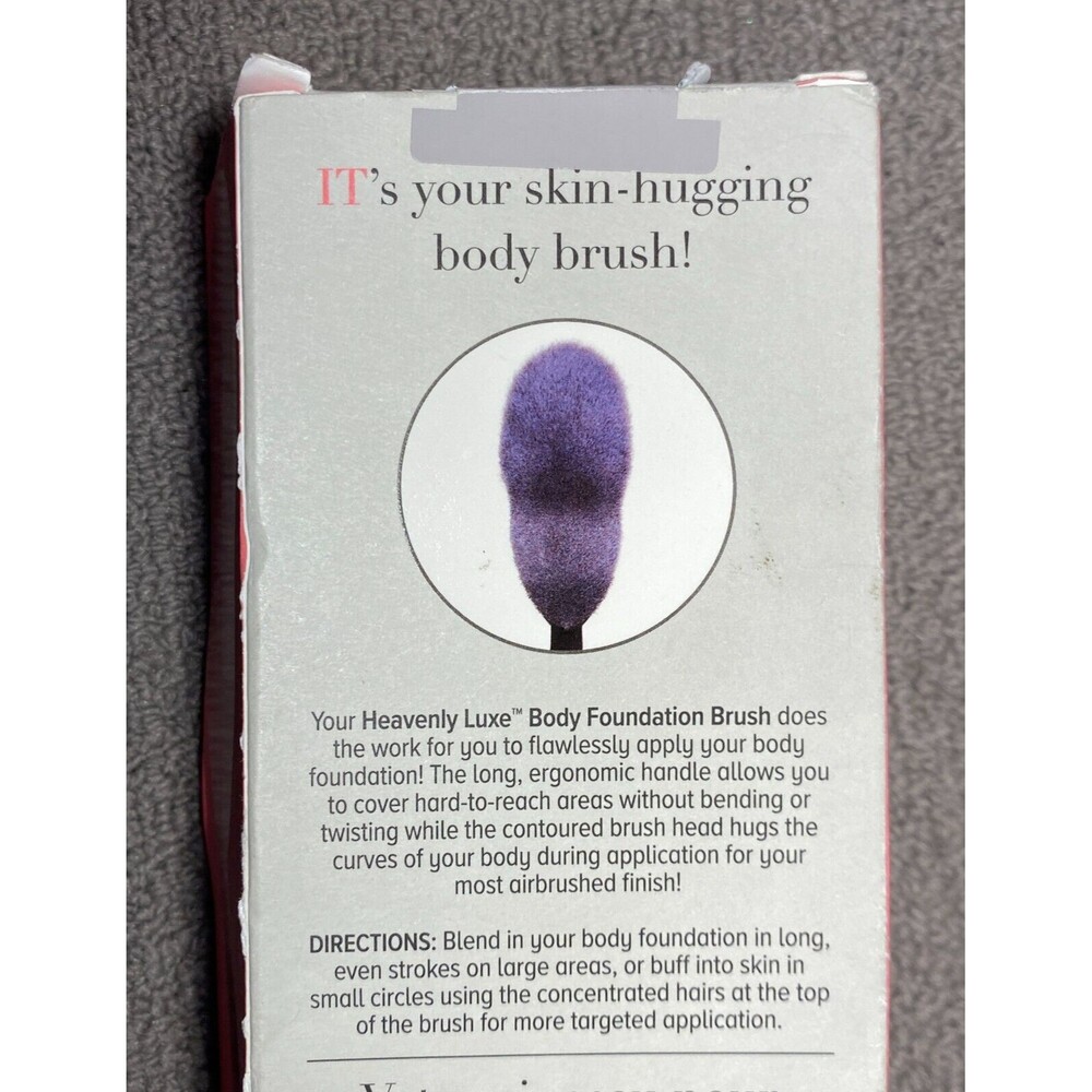 IT Cosmetics Heavenly Luxe Flawless Body Foundation Brush #28 - Picture 6 of 9